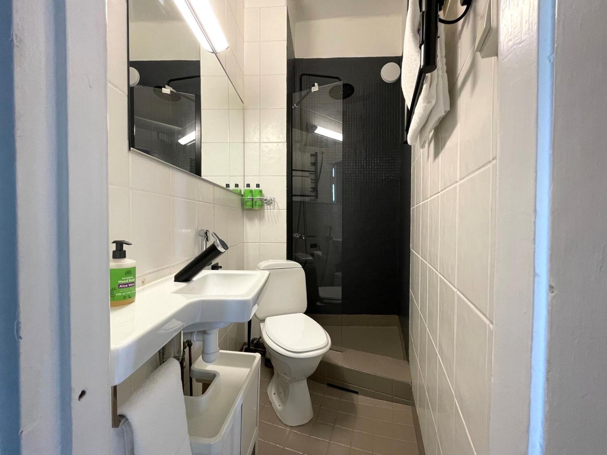 Chung cư 42 m² 1 phòng ngủ, 1 phòng tắm riêng ở Trung tâm thành phố Helsinki Ngoại thất bức ảnh
